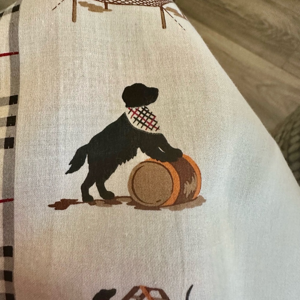 FREE Burberry doggie scarf. With $400 purchase. Rating 8.5/10 used firm price - Picture 8 of 9